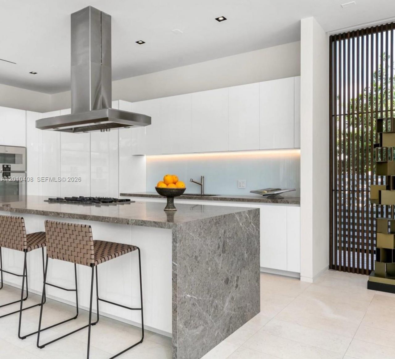 1081 W 48th St, Unit N01, Miami Beach, FL 33140 Photo