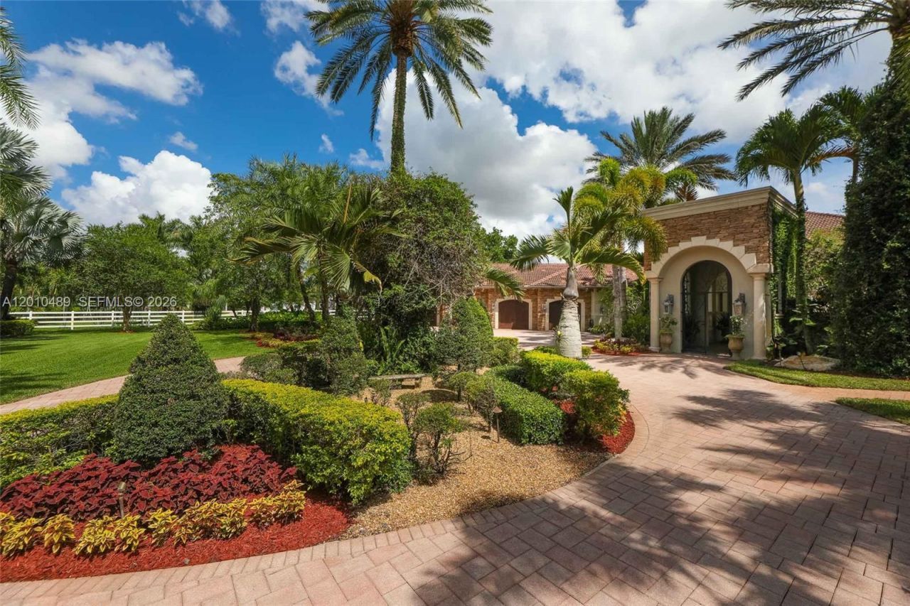 16740 Berkshire Ct, Southwest Ranches, FL 33331 Photo