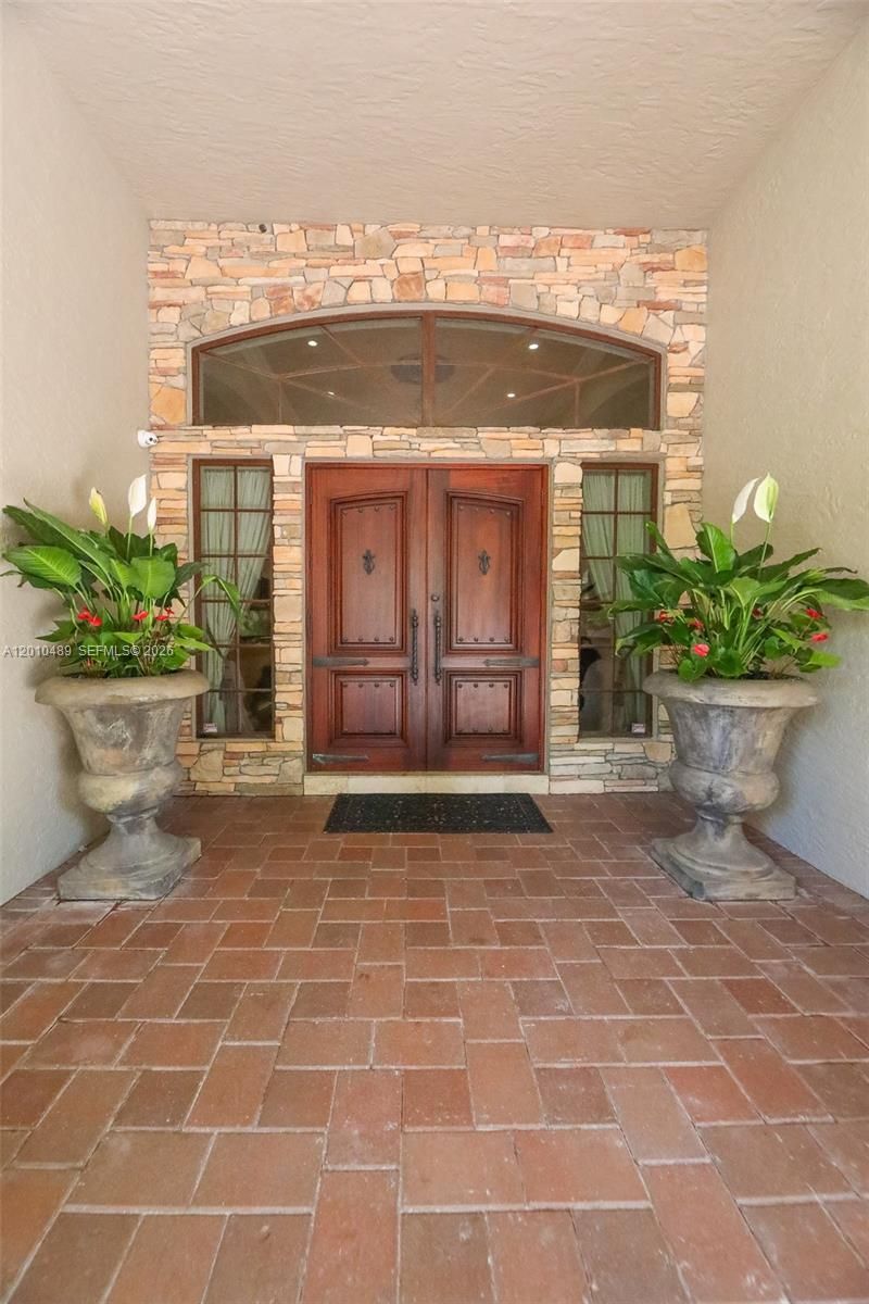 16740 Berkshire Ct, Southwest Ranches, FL 33331 Photo