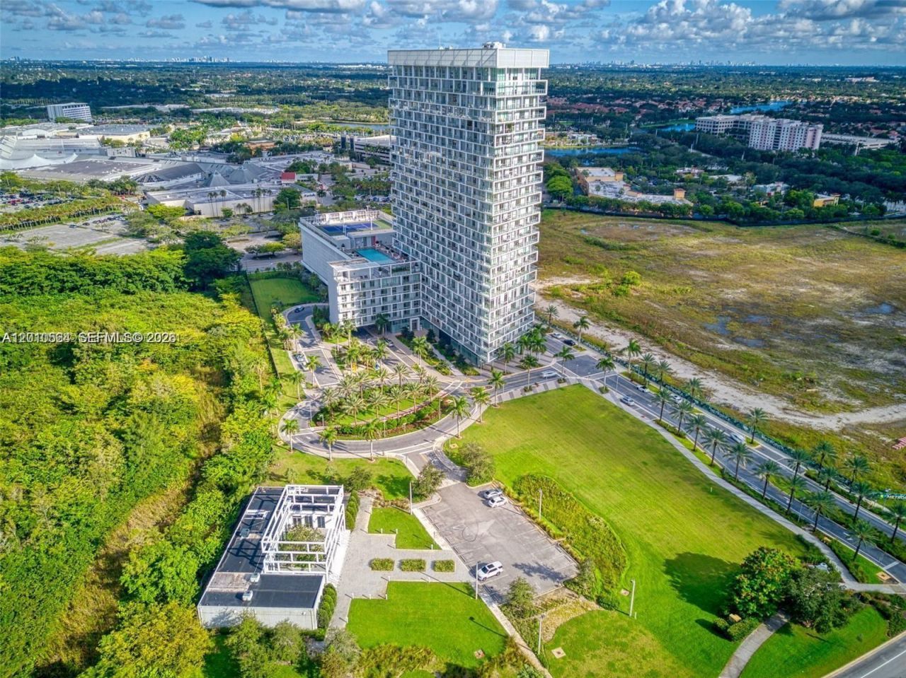 2000 Metropica Way , Unit 2304, Sunrise, FL 33323 Photo