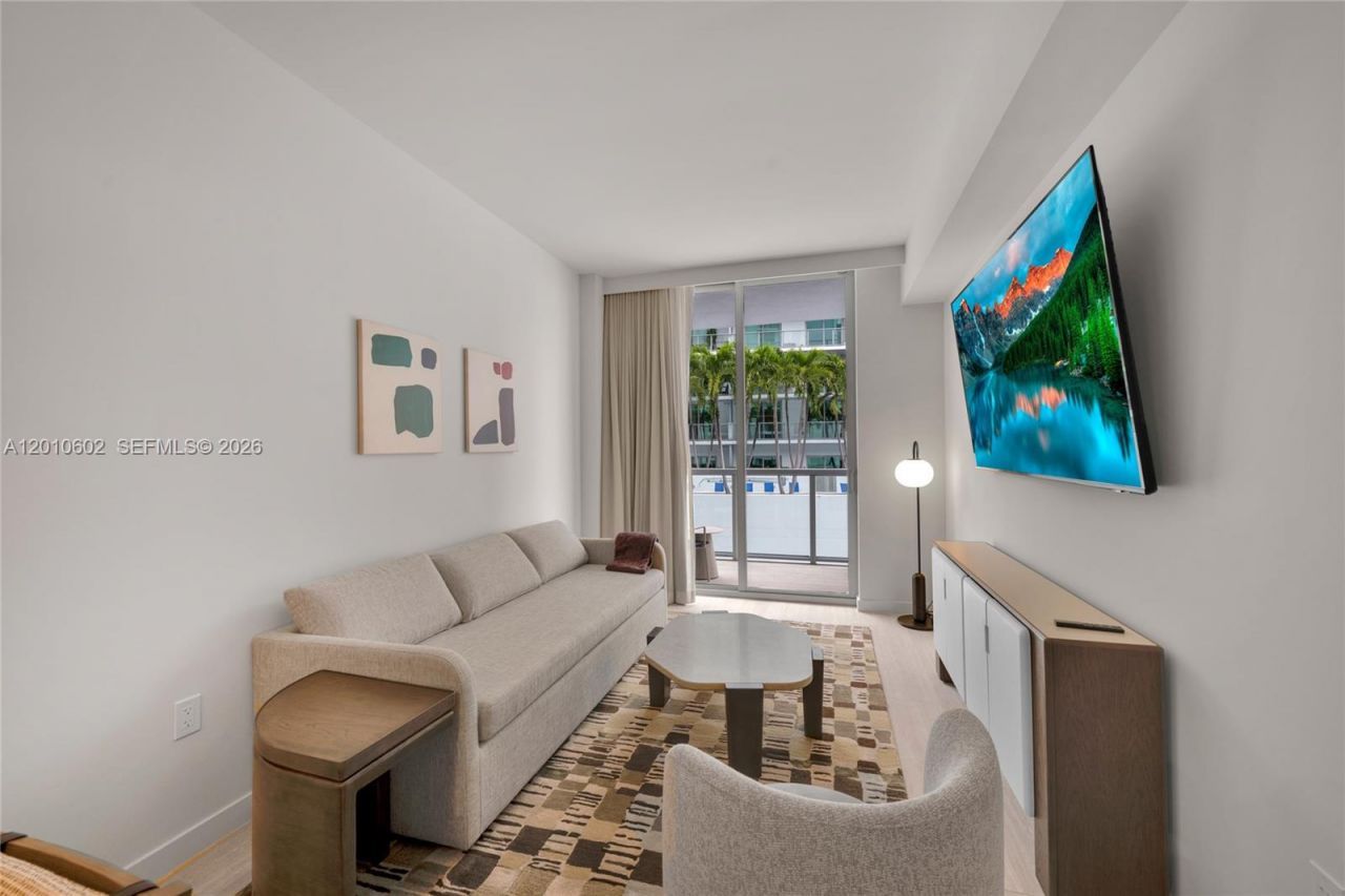 1611 SW 2nd Ave , Unit 414, Miami, FL 33129 Photo