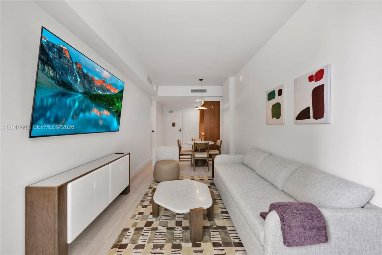 1611 SW 2nd Ave , Unit 414, Miami, FL 33129 Photo