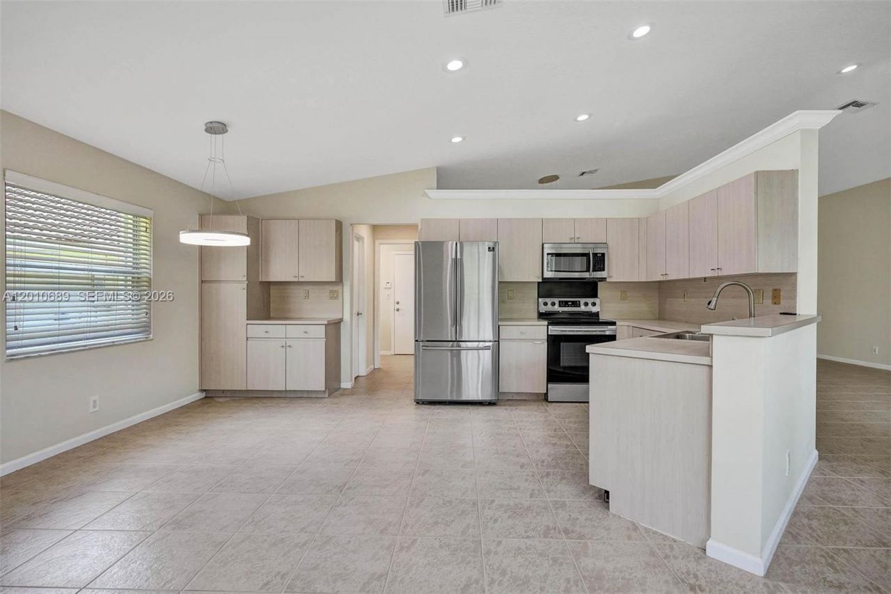 10219 NW 48th Mnr, Coral Springs, FL 33076 Photo