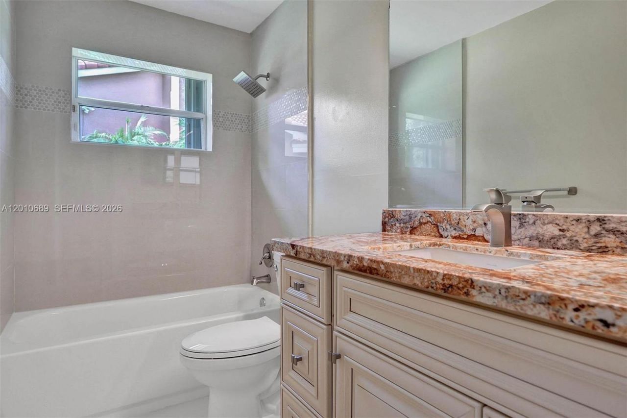 10219 NW 48th Mnr, Coral Springs, FL 33076 Photo