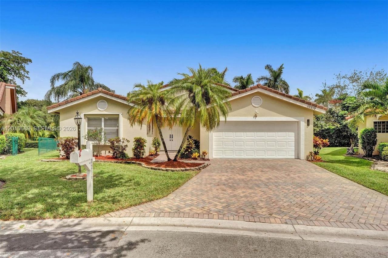 10219 NW 48th Mnr, Coral Springs, FL 33076 Photo