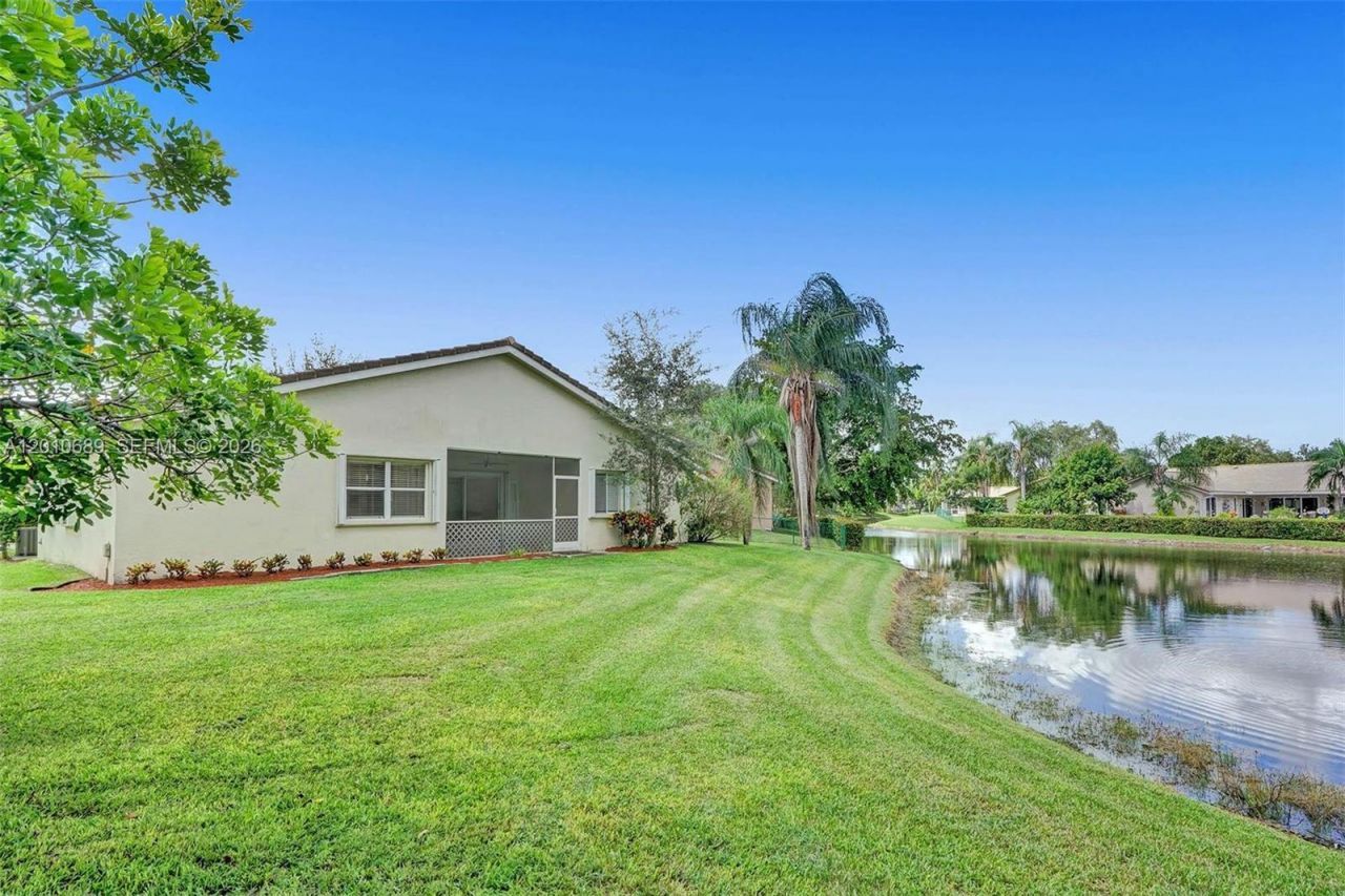 10219 NW 48th Mnr, Coral Springs, FL 33076 Photo
