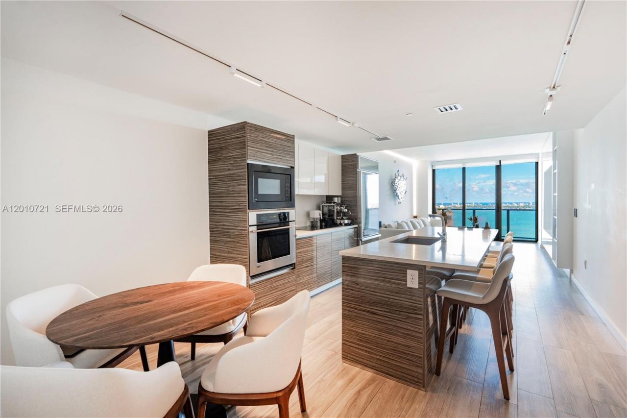 460 NE 28th St, Unit 3402, Miami, FL 33137 Photo