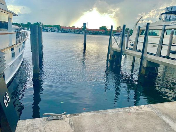3601 NE 207th St, Slip E68 , Aventura, FL 33180