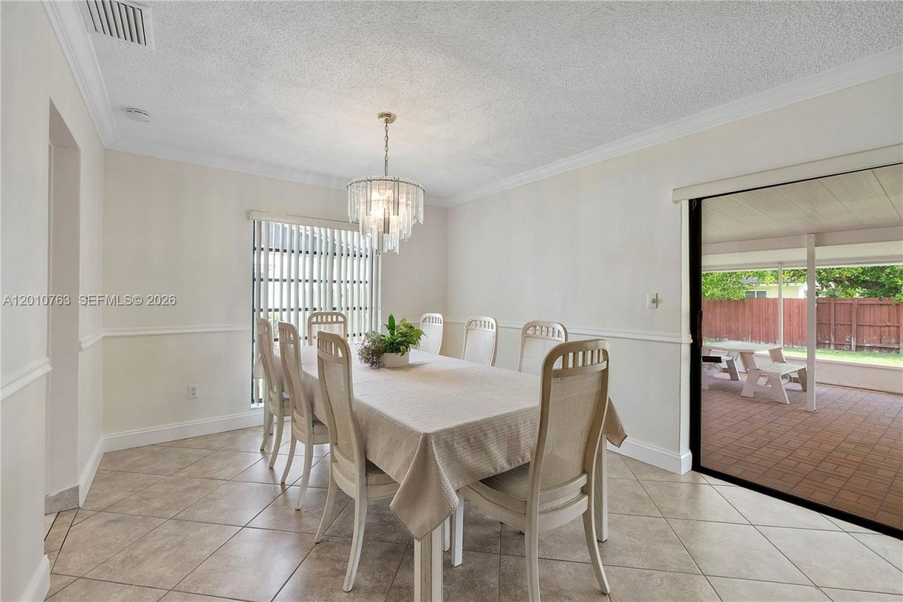 18535 SW 90th Ct, Cutler Bay, FL 33157 Photo