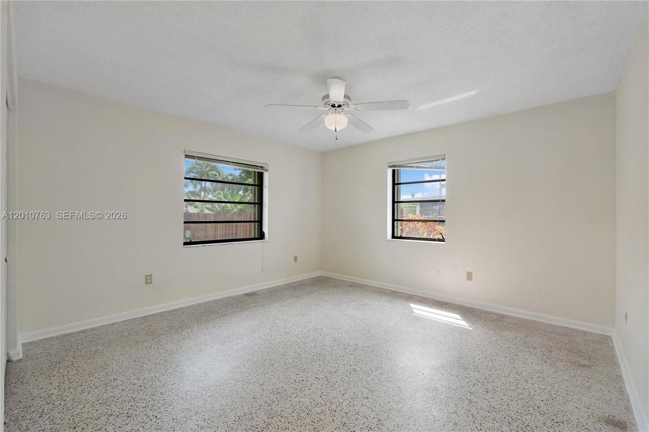 18535 SW 90th Ct, Cutler Bay, FL 33157 Photo