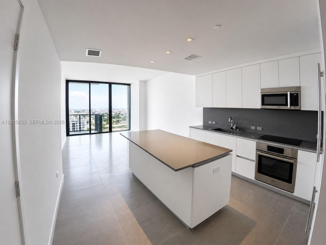 88 SW 7th St , Unit 2206, Miami, FL 33130 Photo