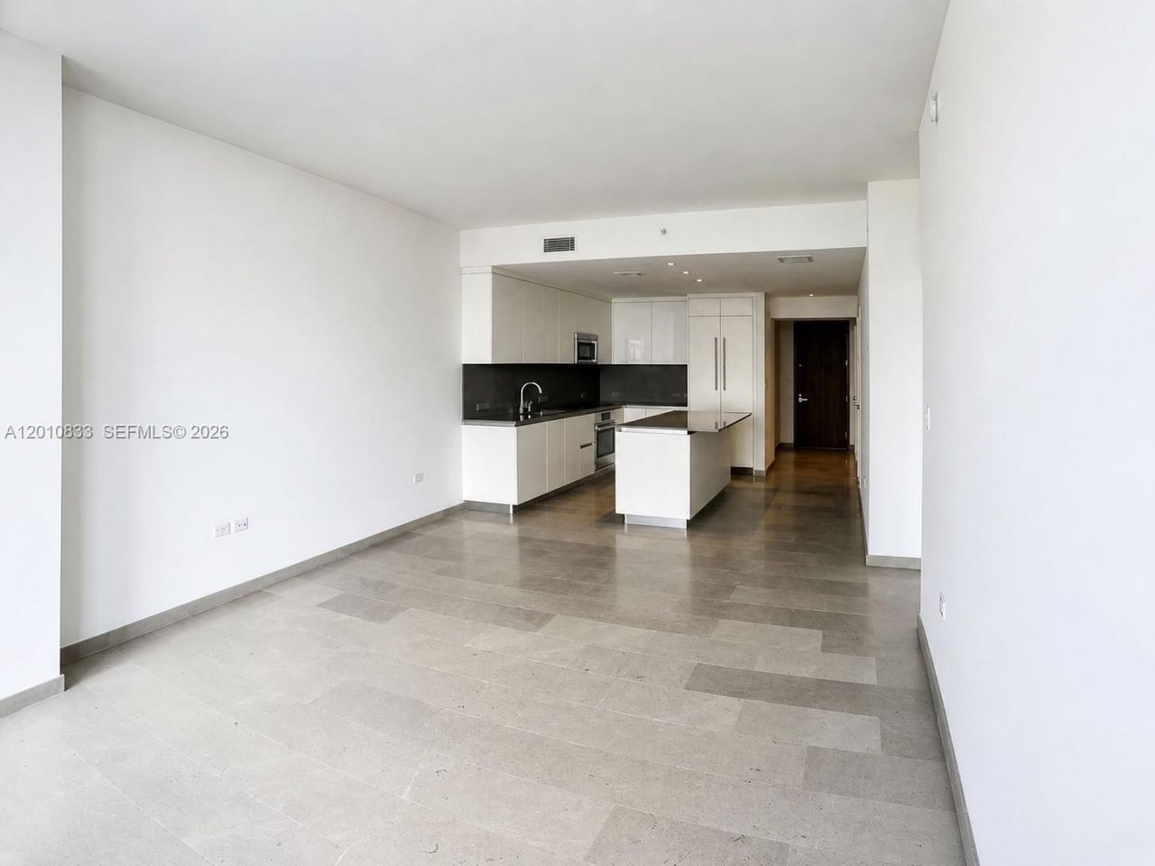 88 SW 7th St , Unit 2206, Miami, FL 33130 Photo