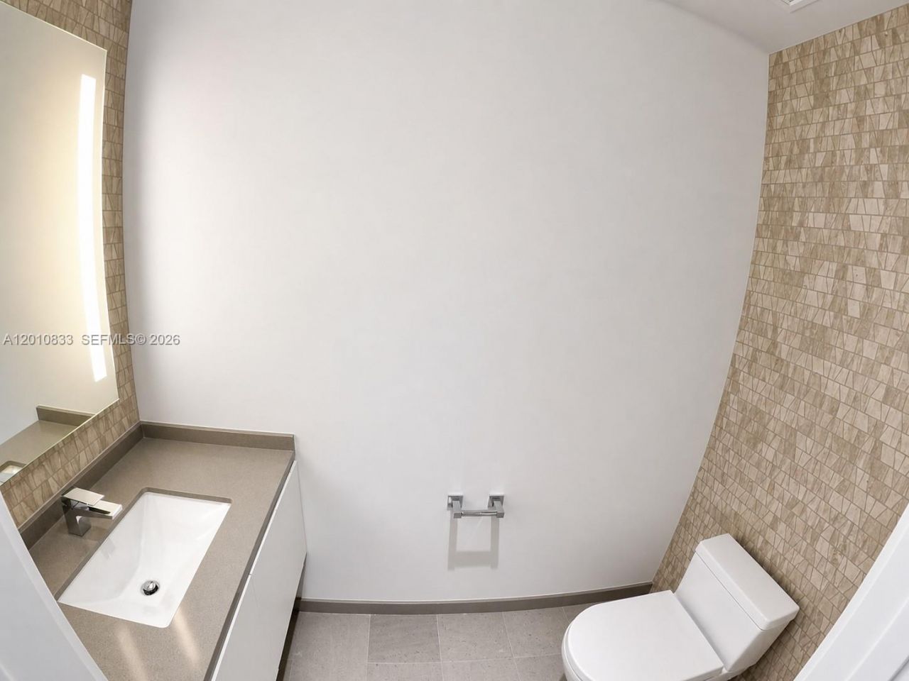 88 SW 7th St , Unit 2206, Miami, FL 33130 Photo