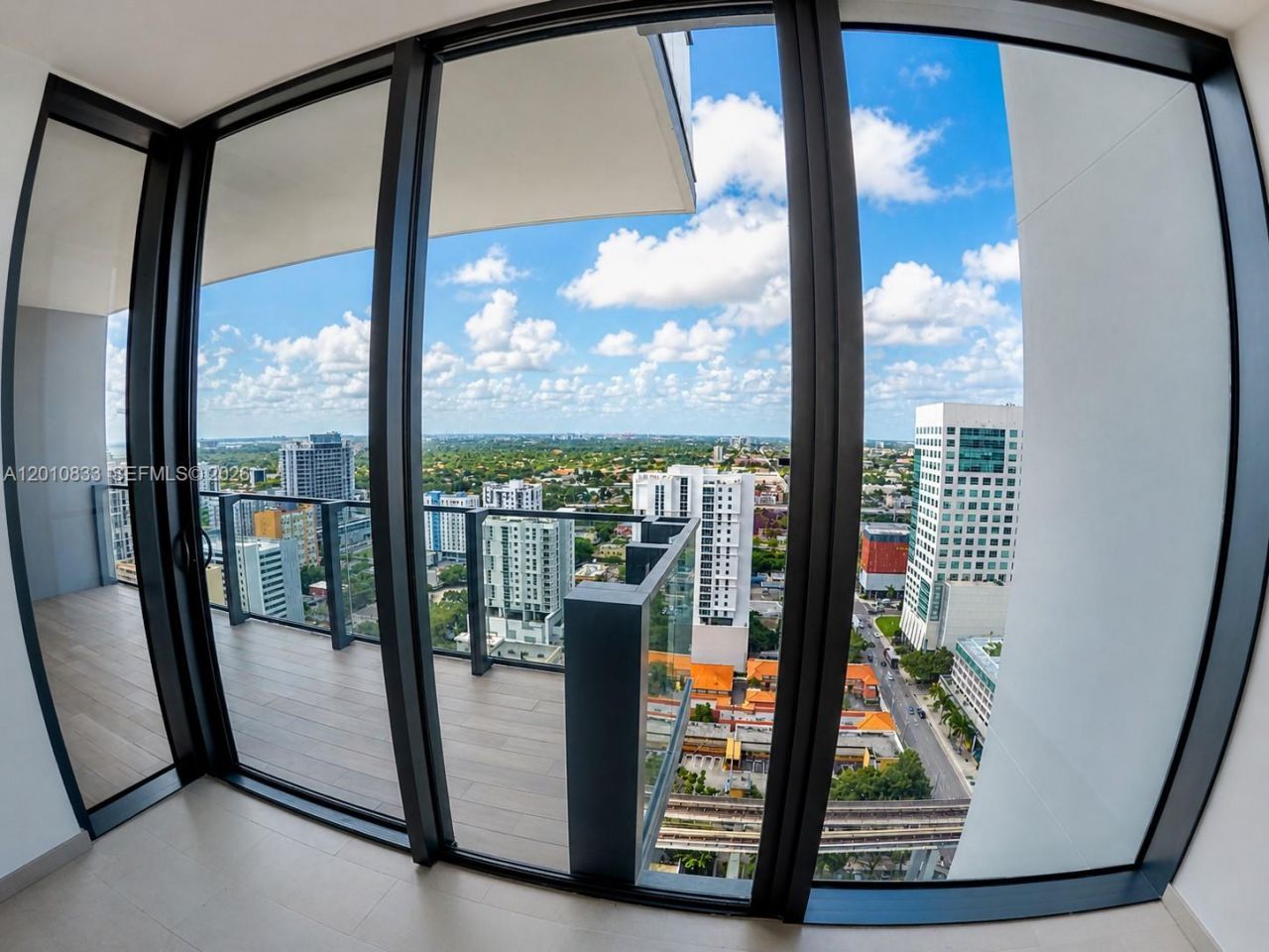 88 SW 7th St , Unit 2206, Miami, FL 33130 Photo