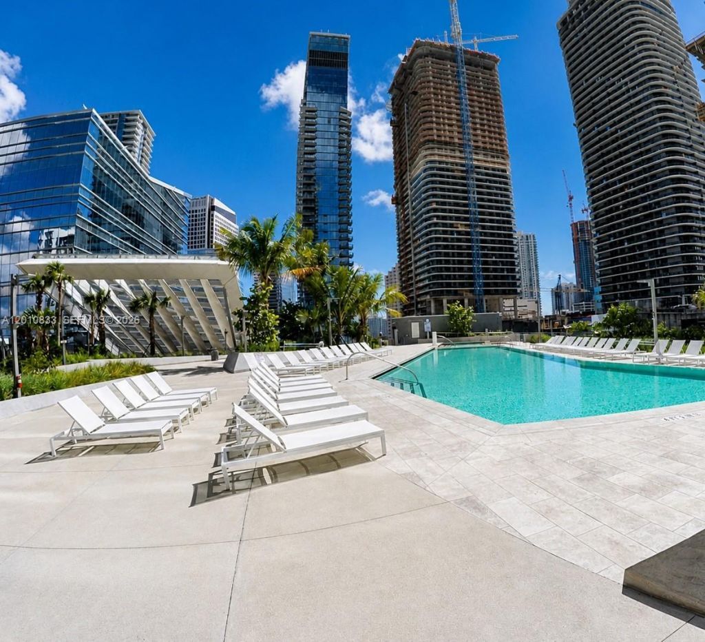 88 SW 7th St , Unit 2206, Miami, FL 33130 Photo