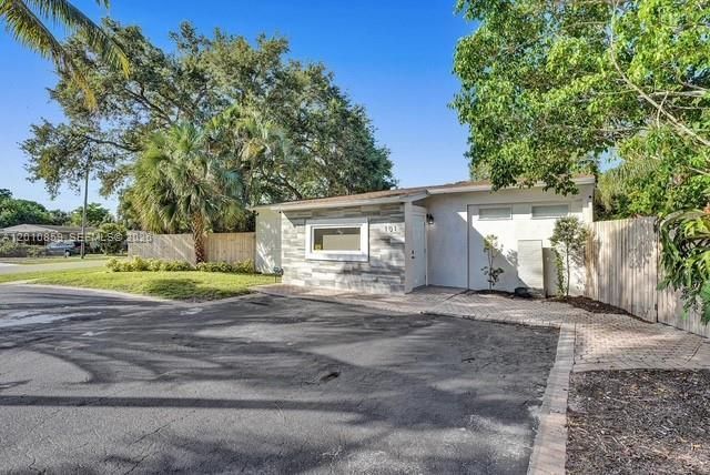 101 SW 22nd Ave, Fort Lauderdale, FL 33312 Photo