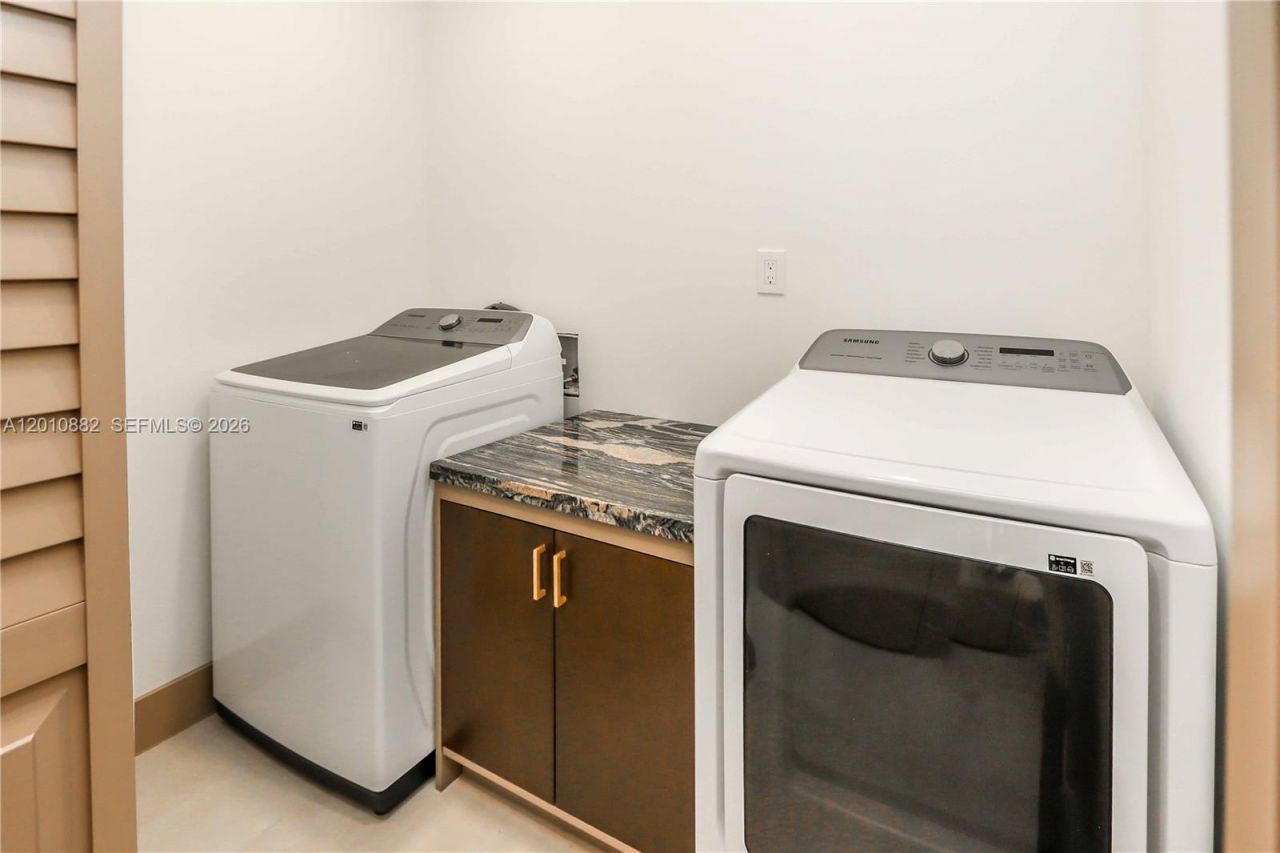 1620 Mckinley St , Hollywood, FL 33020 Photo