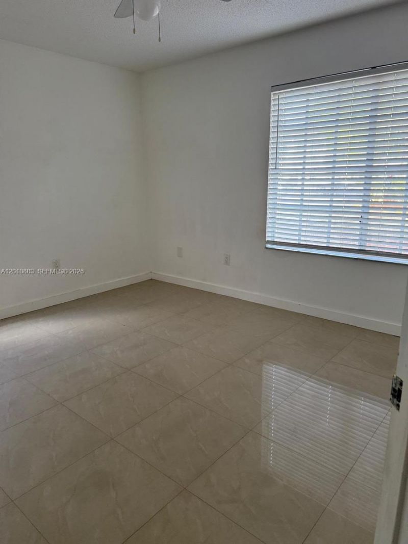 2433 Centergate Dr, Unit 107, Miramar, FL 33025 Photo