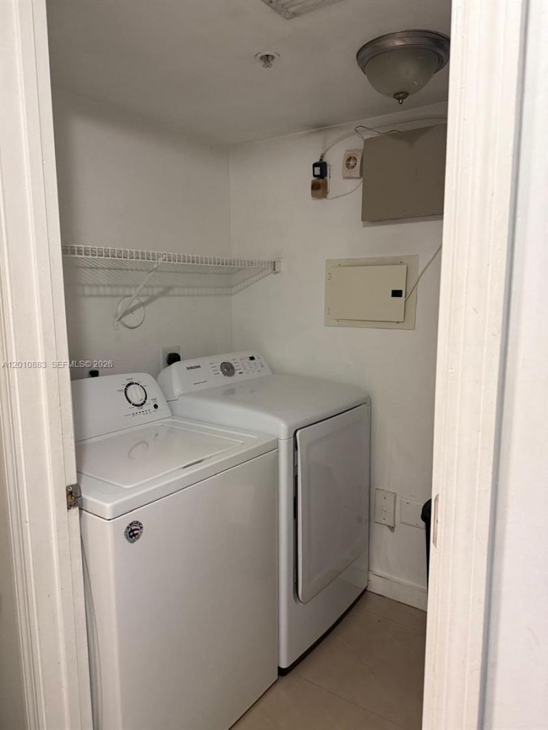 2433 Centergate Dr, Unit 107, Miramar, FL 33025 Photo