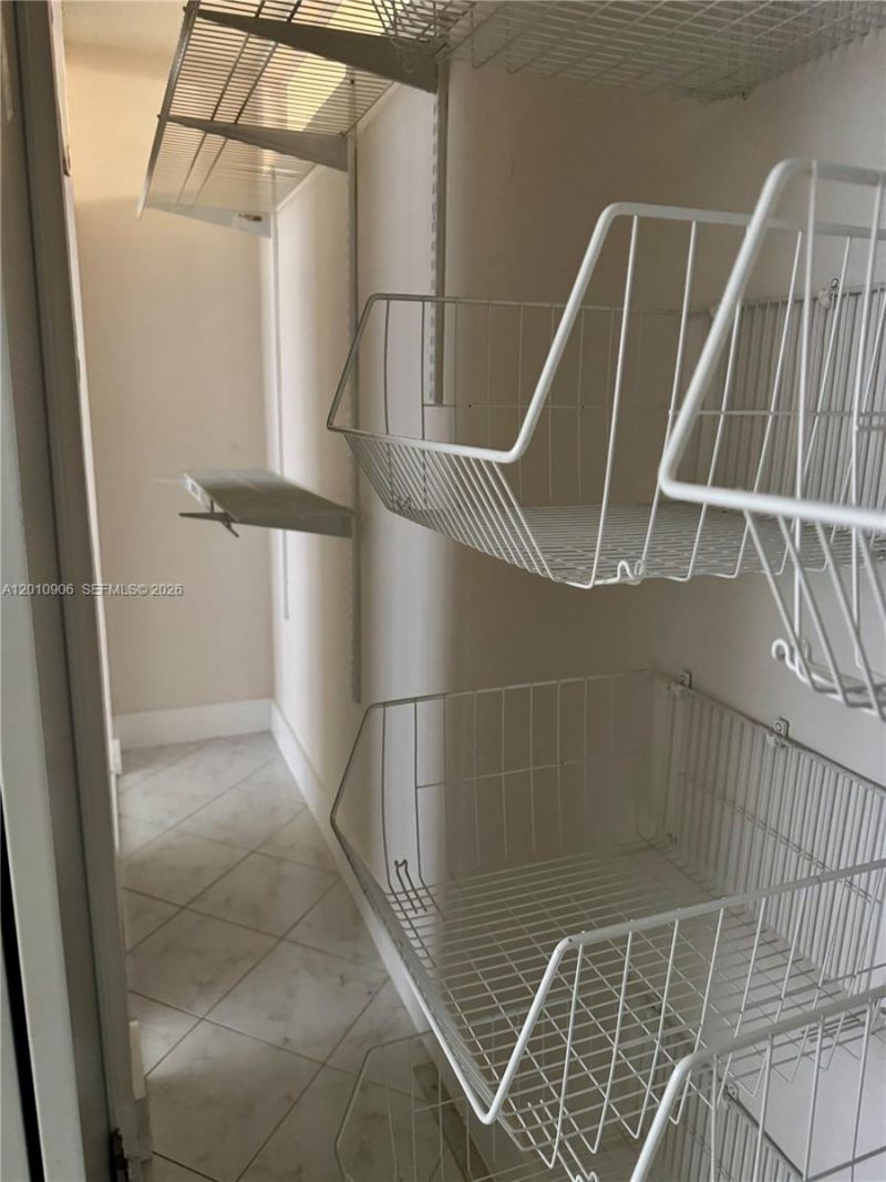 1770 NE 191st St, Unit 505-1, Miami, FL 33179 Photo
