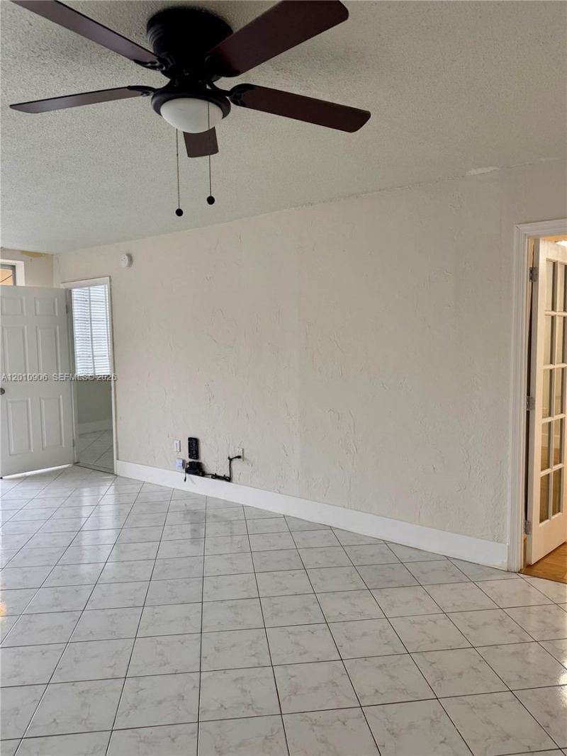 1770 NE 191st St, Unit 505-1, Miami, FL 33179 Photo