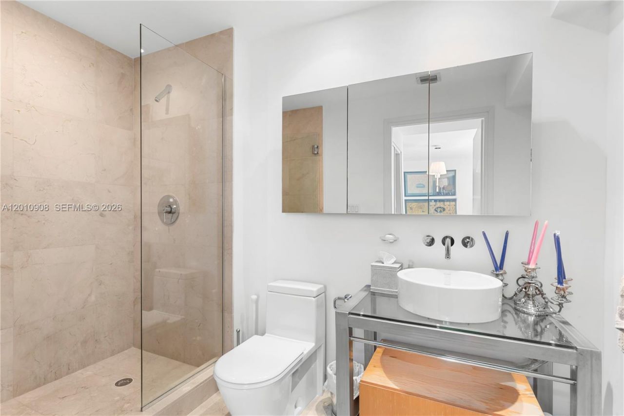 6000 Indian Creek Dr, Unit PH25C-3, Miami Beach, FL 33140 Photo