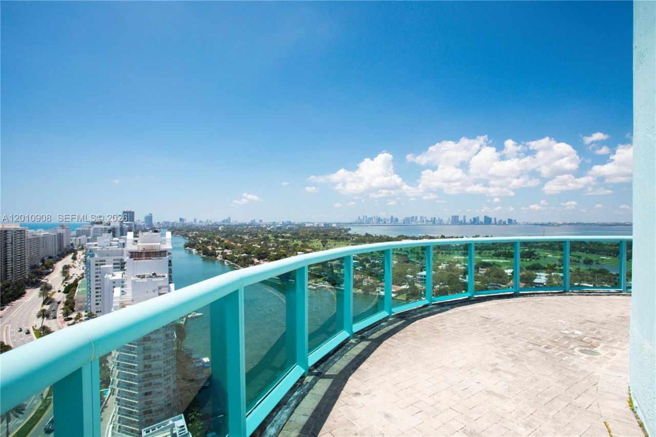 6000 Indian Creek Dr, Unit PH25C-3, Miami Beach, FL 33140 Photo