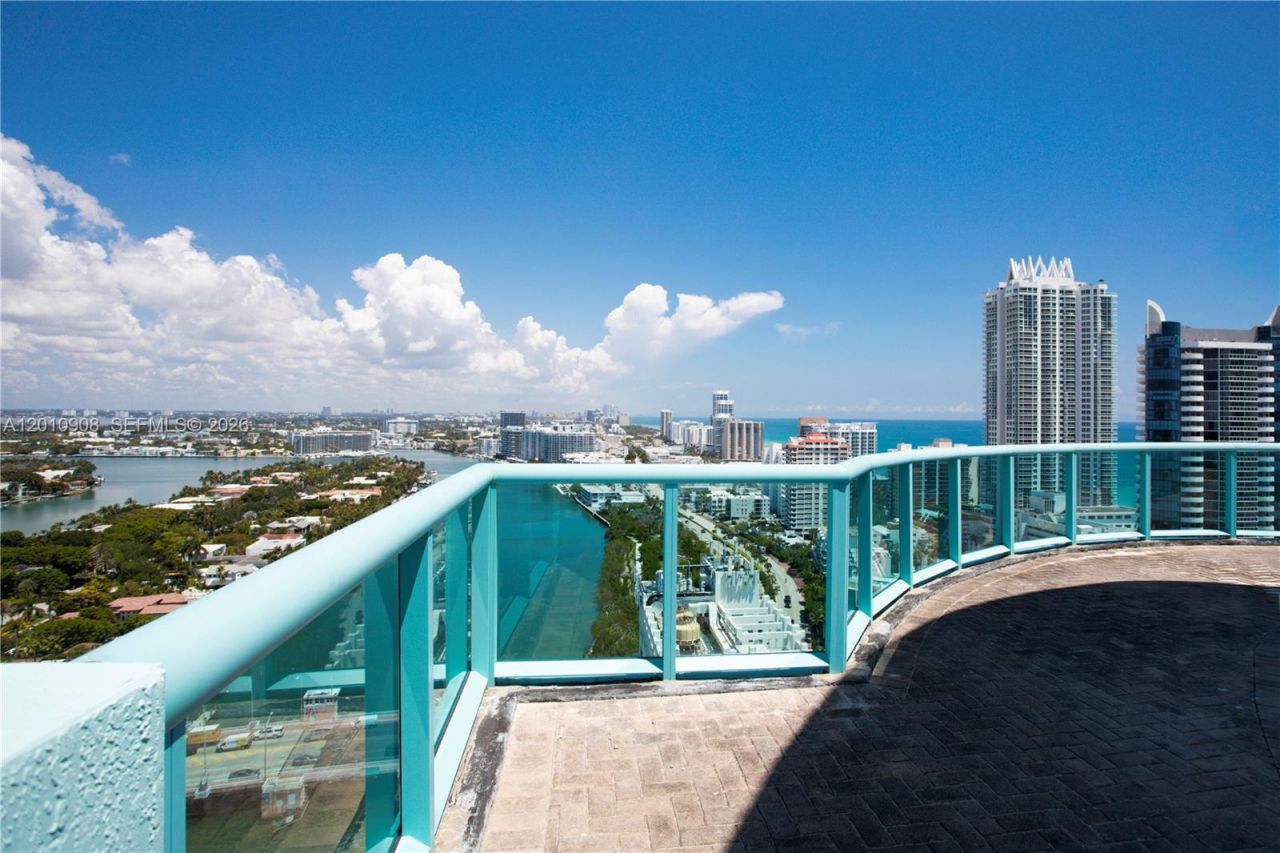 6000 Indian Creek Dr, Unit PH25C-3, Miami Beach, FL 33140 Photo