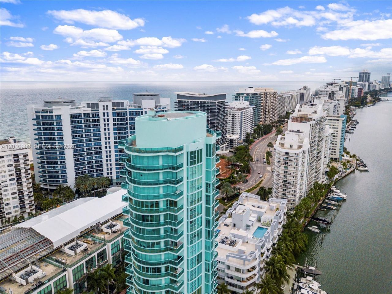 6000 Indian Creek Dr, Unit PH25C-3, Miami Beach, FL 33140 Photo