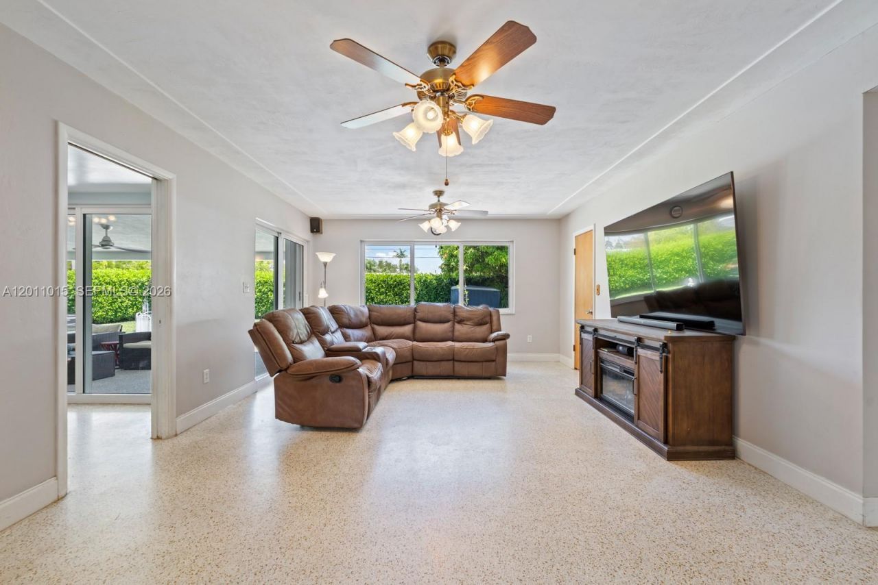 81 NW 18th St, Homestead, FL 33030 Photo