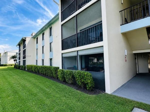 1110 Green Pine Blvd, Unit C1, West Palm Beach, FL 33409