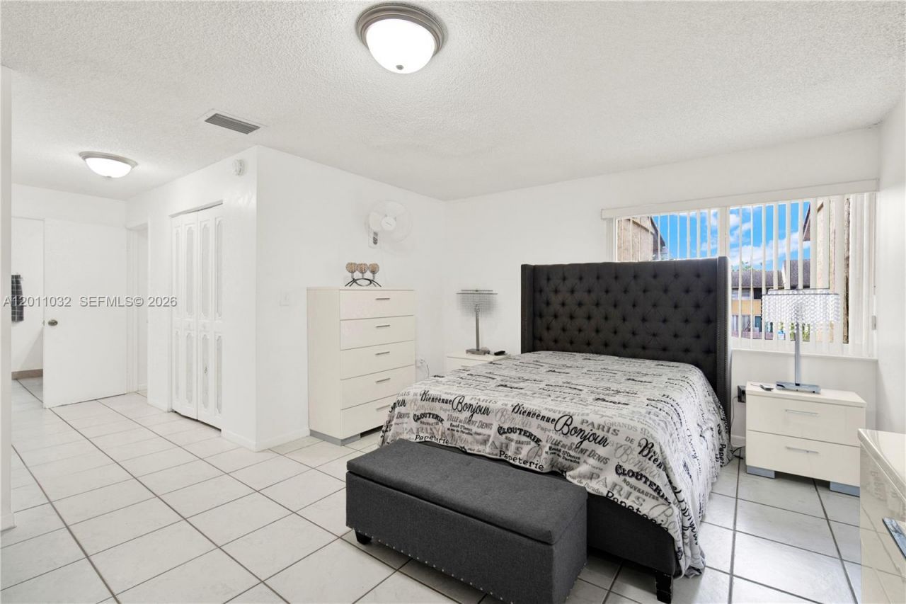 15460 SW 82nd Ln, Unit 403, Miami, FL 33193 Photo