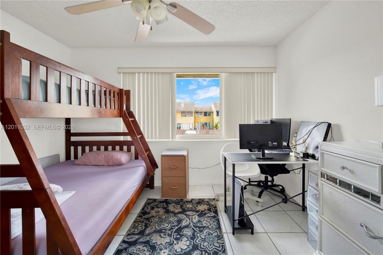 15460 SW 82nd Ln, Unit 403, Miami, FL 33193 Photo