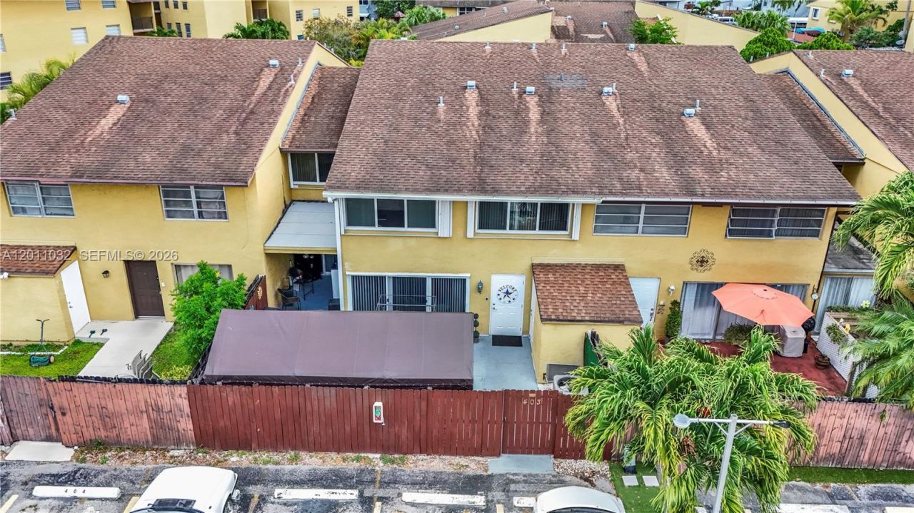 15460 SW 82nd Ln, Unit 403, Miami, FL 33193 Photo