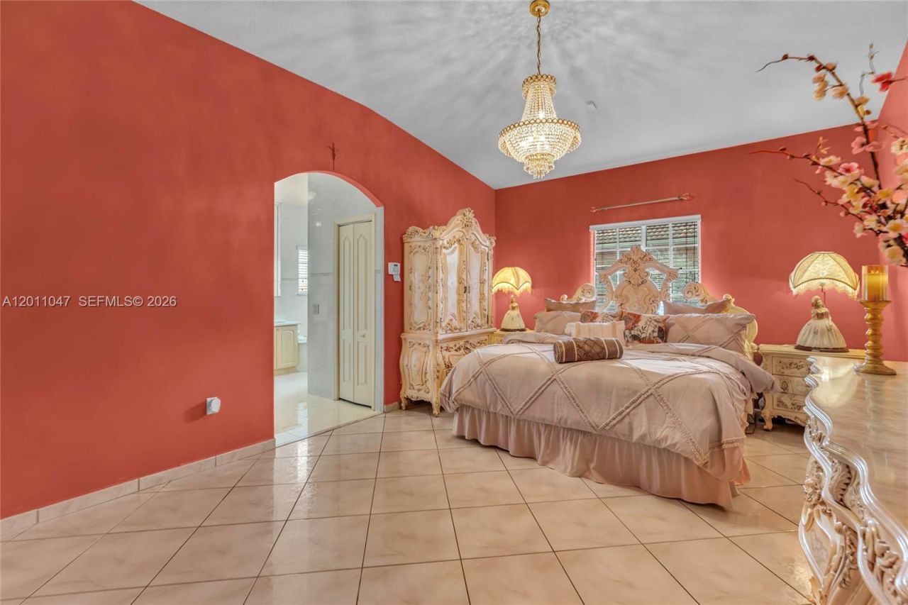 16037 NW 77th Pl, Miami Lakes, FL 33016 Photo