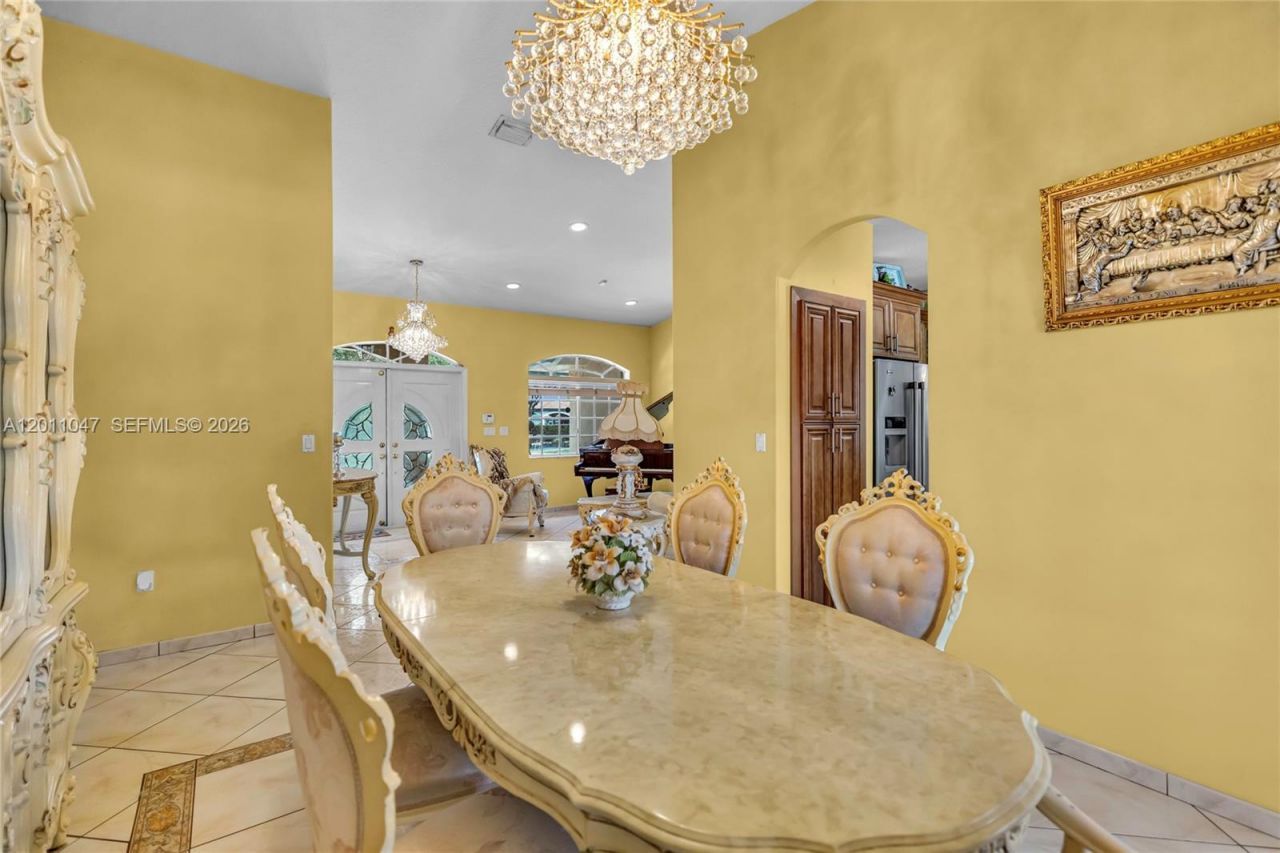 16037 NW 77th Pl, Miami Lakes, FL 33016 Photo
