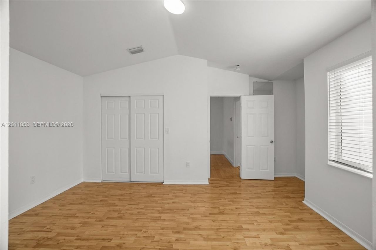 1640 Weeping Willow Way , Unit 1640, Hollywood, FL 33019 Photo