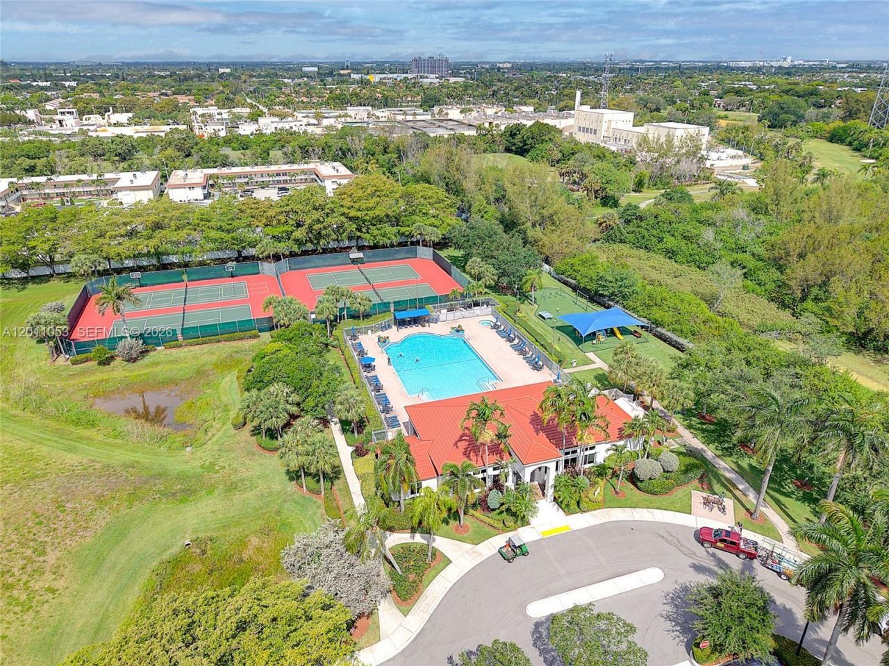 1640 Weeping Willow Way , Unit 1640, Hollywood, FL 33019 Photo