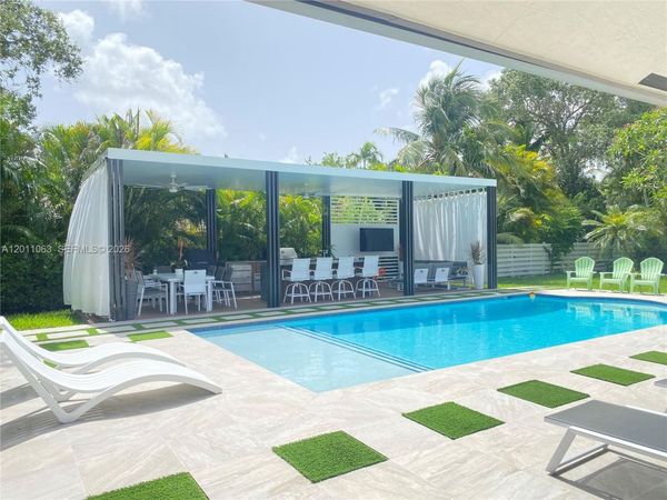 13255 SW 106th Ave , Miami, FL 33176