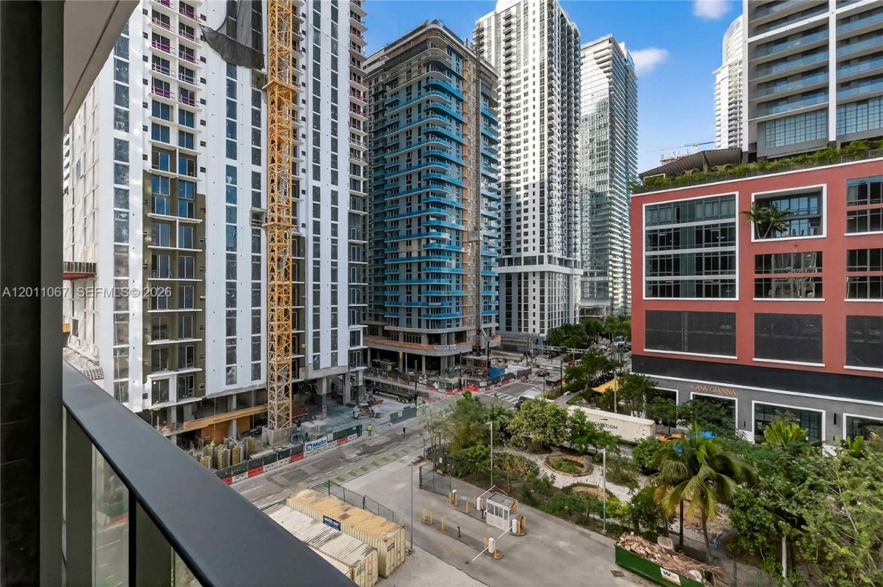 121 NE 5th St , Unit 712B, Miami, FL 33132 Photo