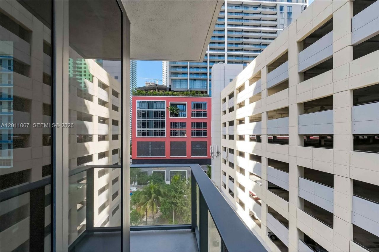 121 NE 5th St , Unit 712B, Miami, FL 33132 Photo