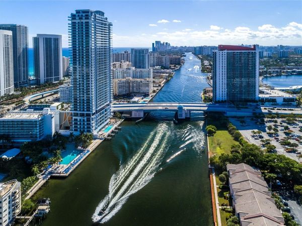 4010 S Ocean Dr , Unit R1808, Hollywood, FL 33019