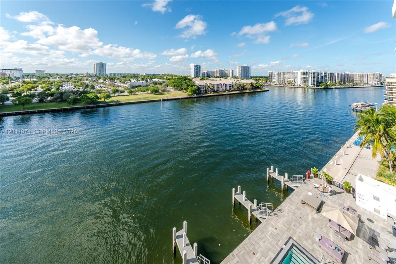 4010 S Ocean Dr, Unit R1808, Hollywood, FL 33019 Photo