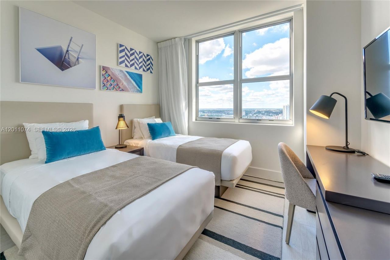 4010 S Ocean Dr, Unit R1808, Hollywood, FL 33019 Photo