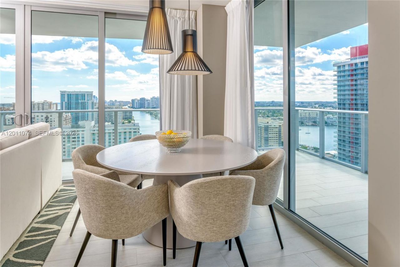 4010 S Ocean Dr, Unit R1808, Hollywood, FL 33019 Photo