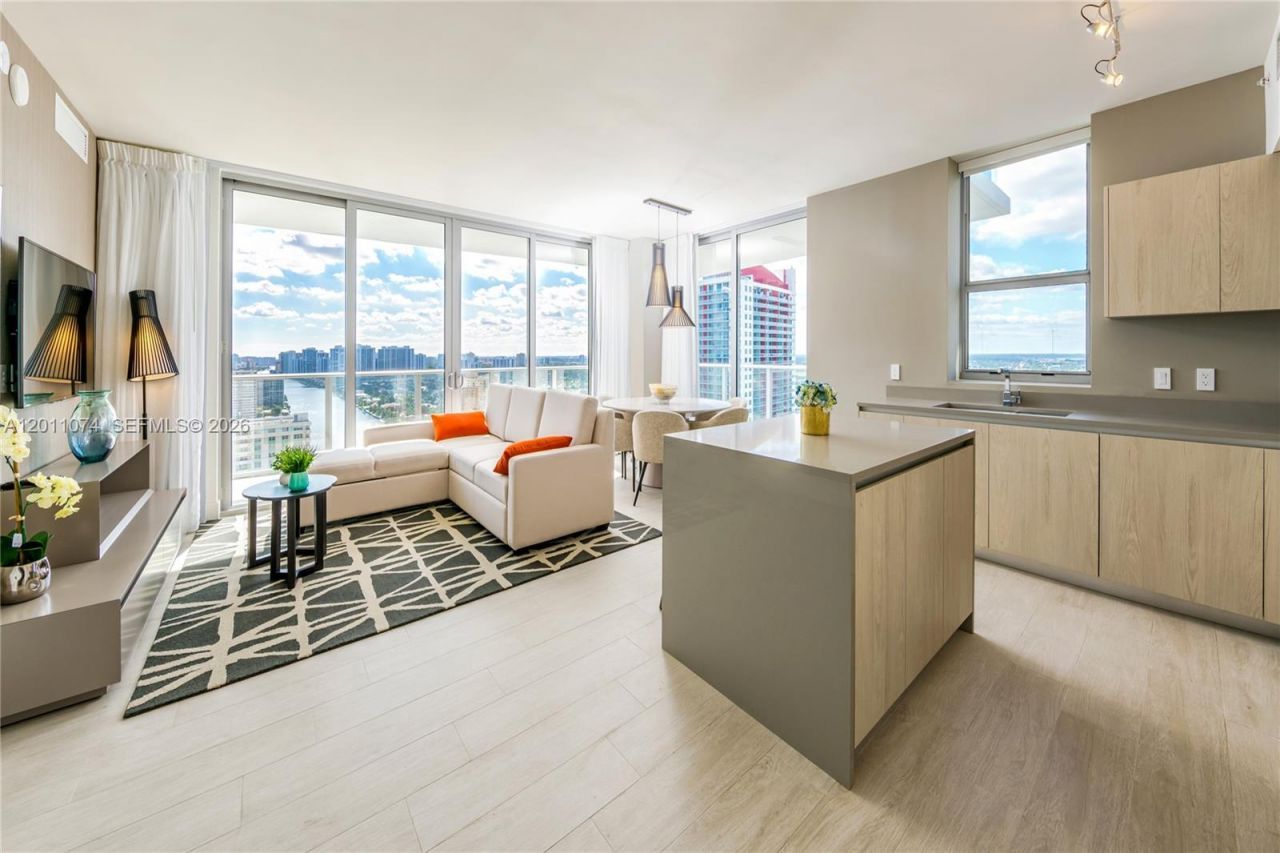 4010 S Ocean Dr, Unit R1808, Hollywood, FL 33019 Photo