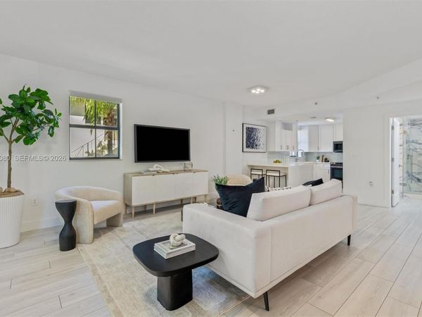 1650 Galiano St, Unit TH15, Coral Gables, FL 33134