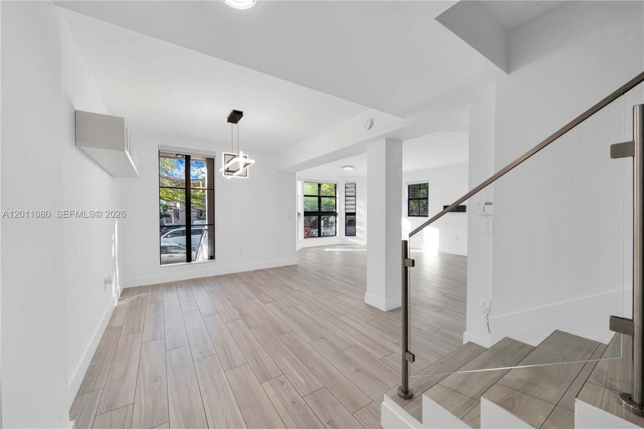 1650 Galiano St , Unit TH15, Coral Gables, FL 33134 Photo