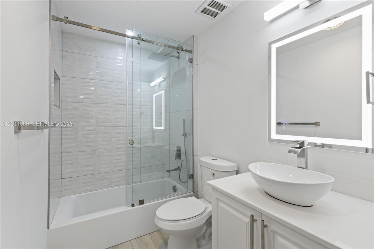 1650 Galiano St, Unit TH15, Coral Gables, FL 33134 Photo