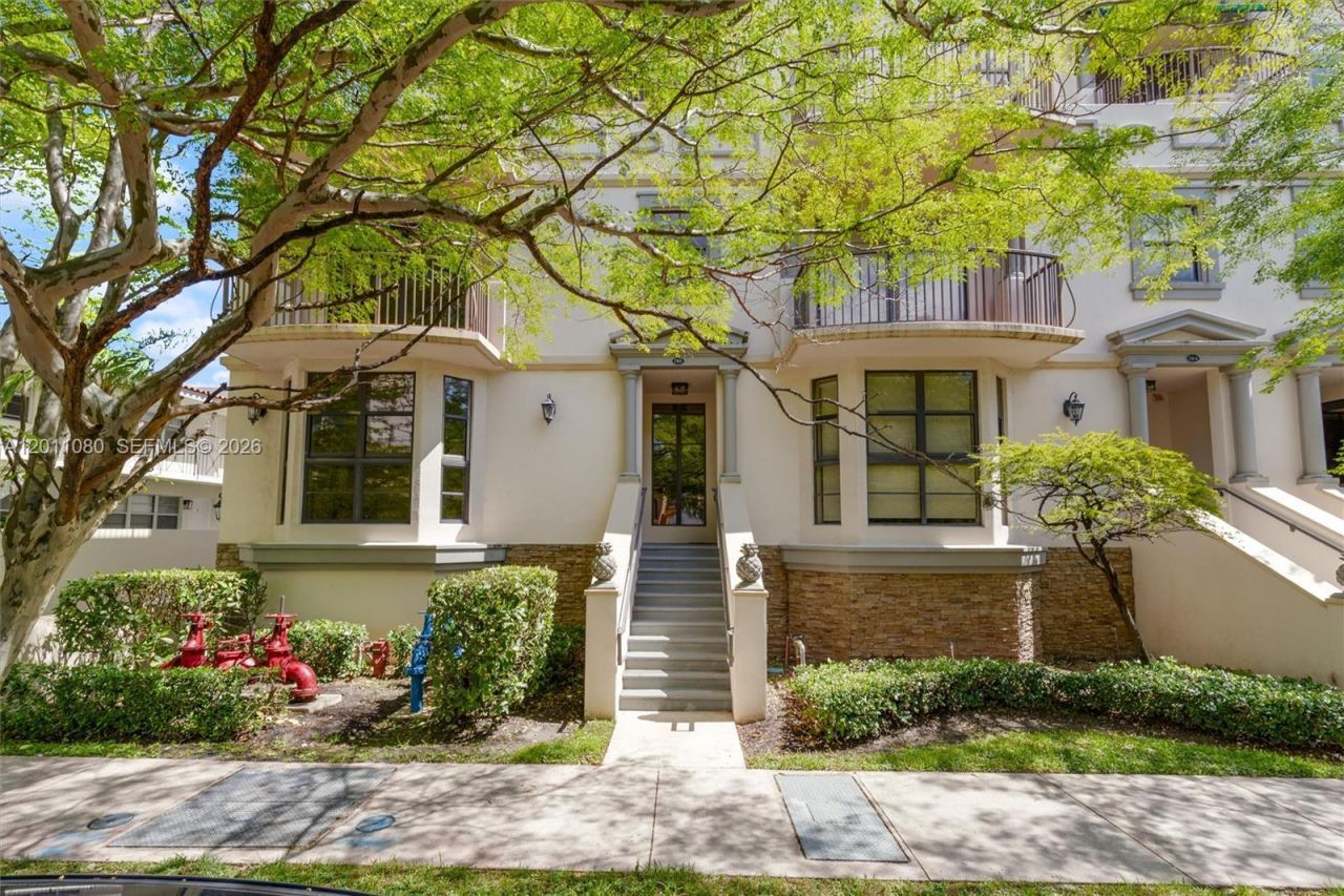 1650 Galiano St, Unit TH15, Coral Gables, FL 33134 Photo